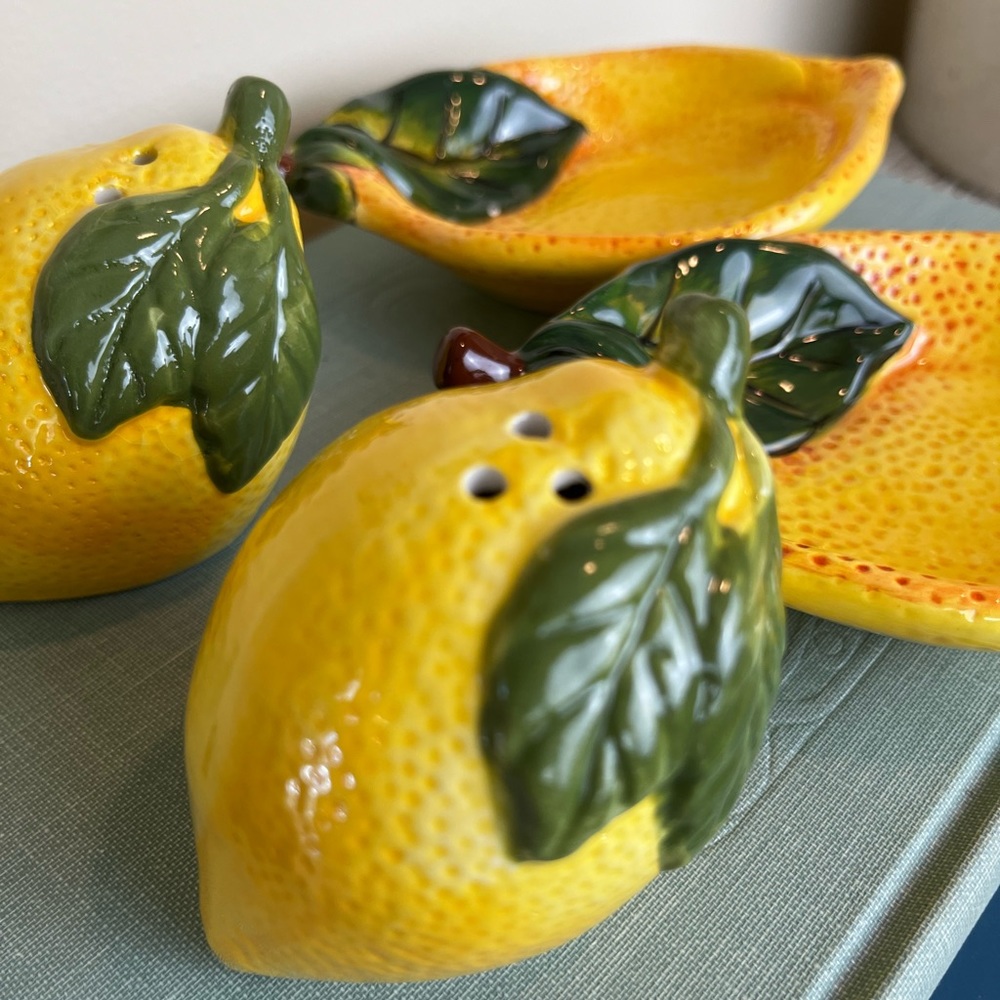 Antique 🌅 Vintage Ceramic Lemon Dishes & Salt & Pepper Shakers Set 🍋